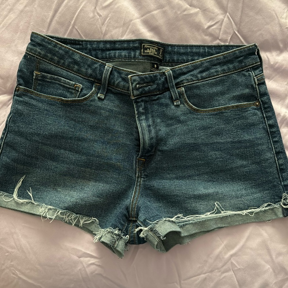 Abercrombie Low Rise ‘Harper’ Jean Shorts